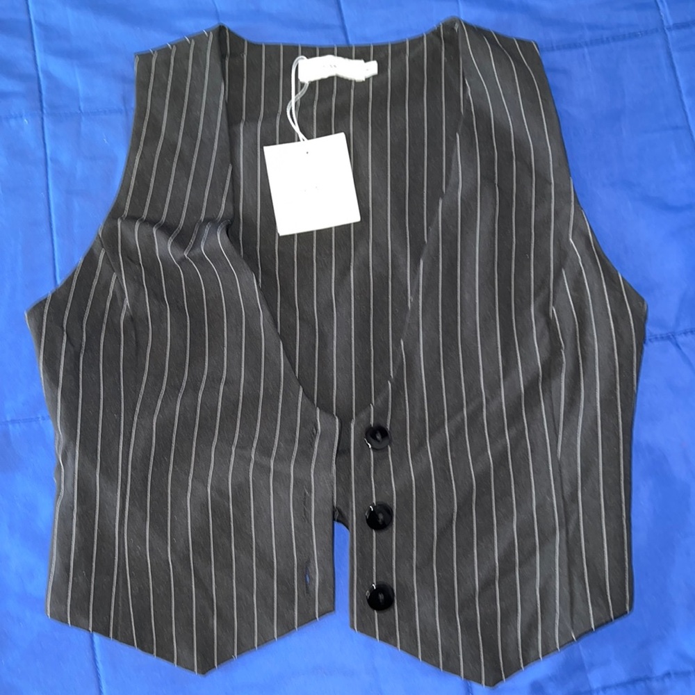 Adika pinstripe vest Size medium NWT